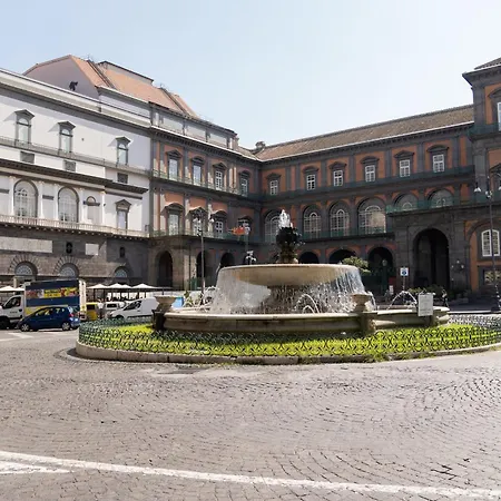 Don Lope Suite-Piazza del Plebiscito-3